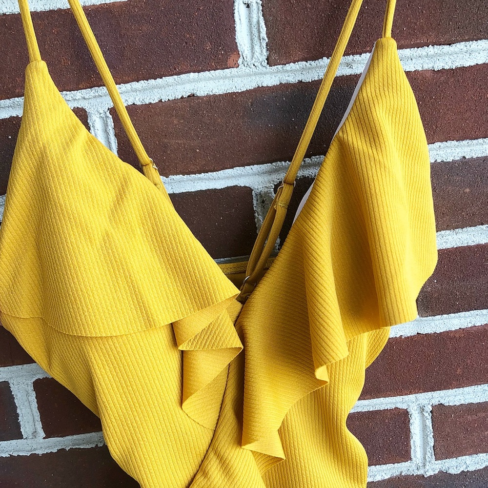 Cupshe NWT mustard yellow one piece baithing suit